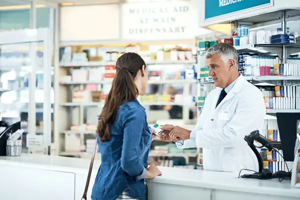 Image for article titled Your Local Pharmacist Can Help With Common Ailments