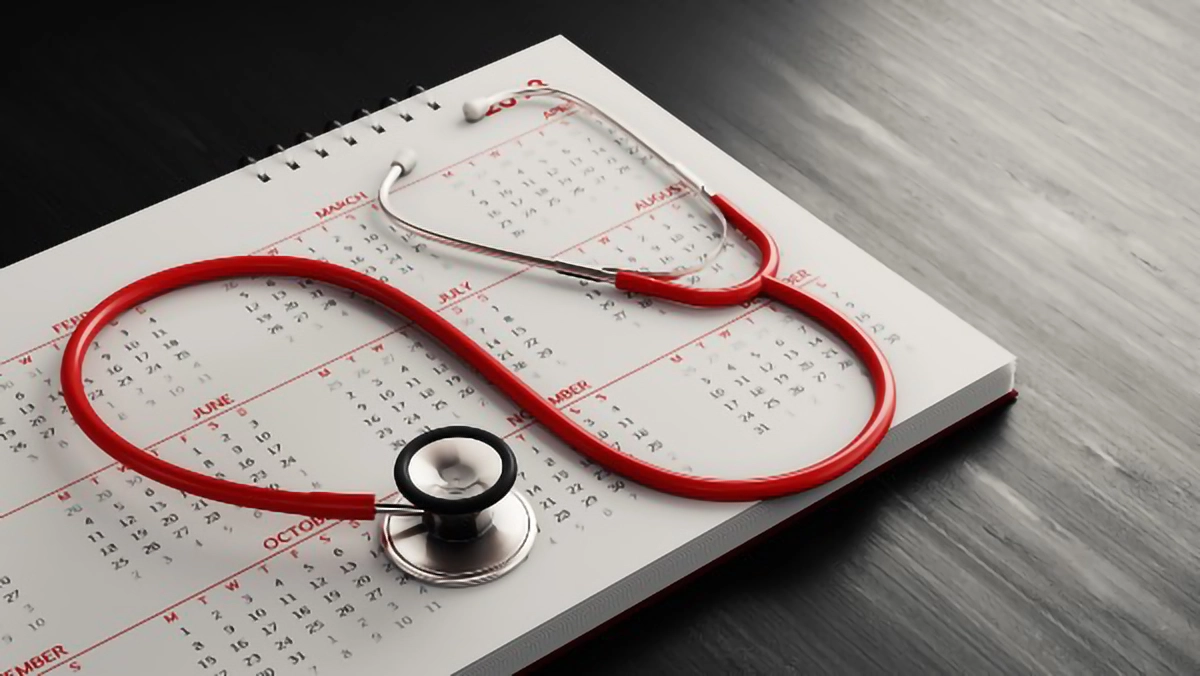 calendar and stethoscope