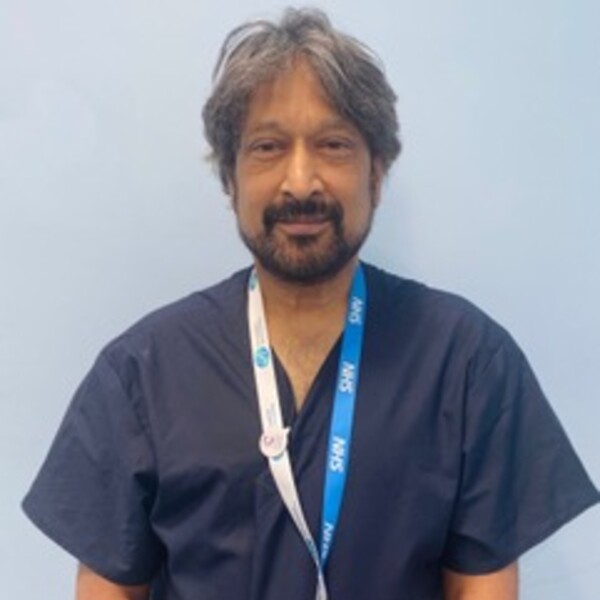 Dr Faruk Majid